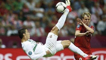 实况足球技巧解析大全,实况足球进攻思路