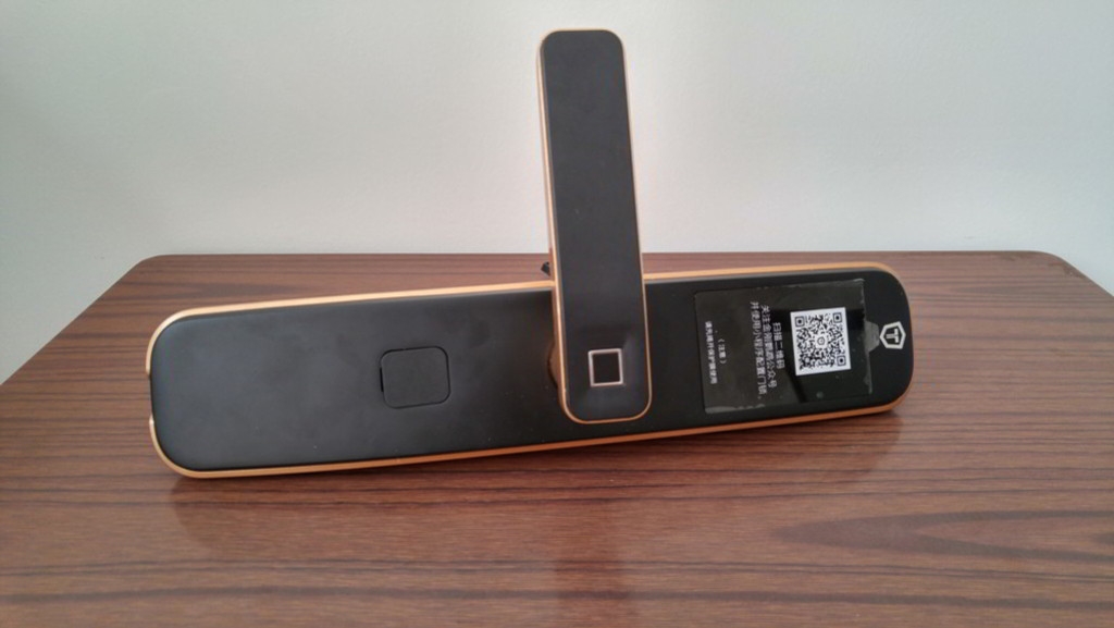 便捷开锁改变生活——金刚鹦鹉T2微信指纹锁体验