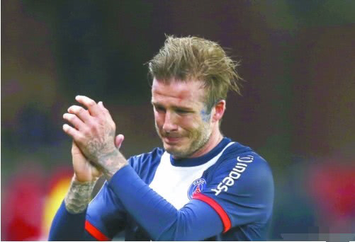 足球贝克汉姆退役了吗,贝克汉姆被主持人问为什么退役