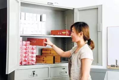 卷烟储存防潮最佳方法,卷烟能保存多久不霉变