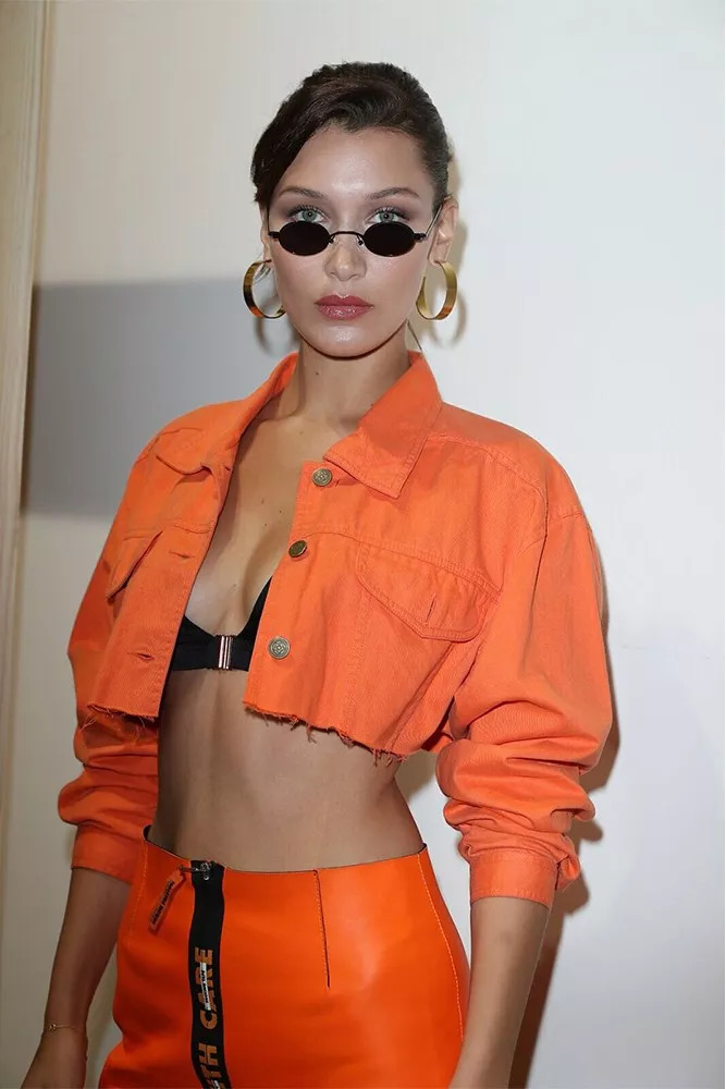 哪里有supreme代购,supreme代购