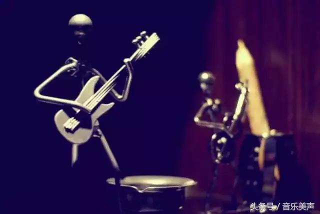 如何购买吉他挑选吉他,新手学吉他如何挑选吉他购买吉他