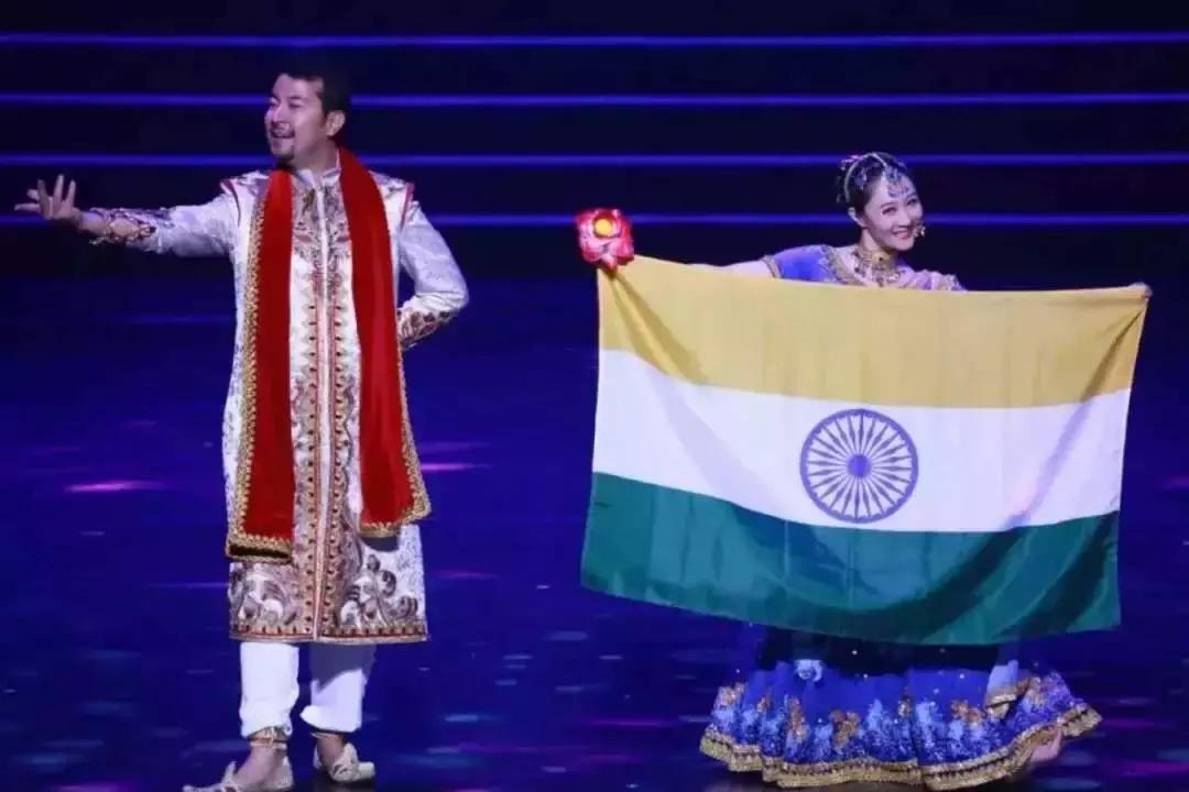 纵世间有百媚千红，唯你是我情之所钟｜《美在东方》歌舞晚会