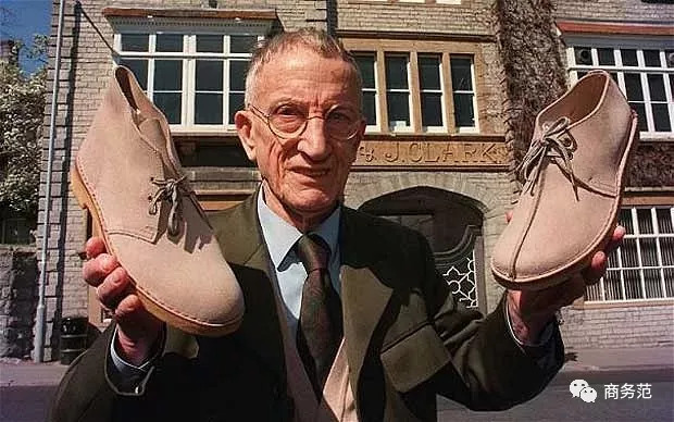 男人必须有一双马丁靴,男人必备的几双靴子