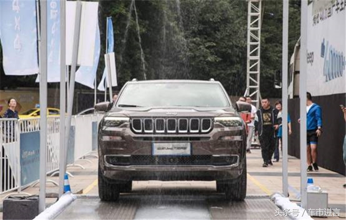 征服8D魔幻城市JEEP来渝讲述4X4背后的黑科技