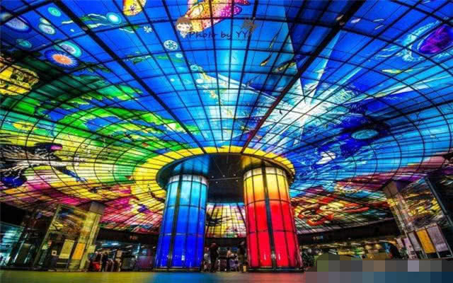 高雄哪些景点值得去,高雄旅游必去十大景点推荐