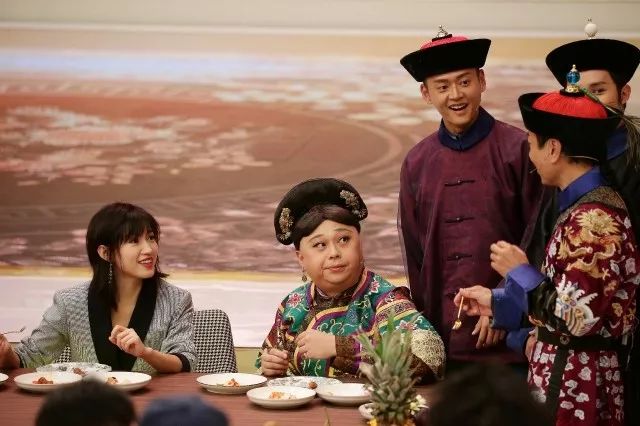 TVB名嘴主持反串扮演“高贵妃”预告即将再次入院通波仔