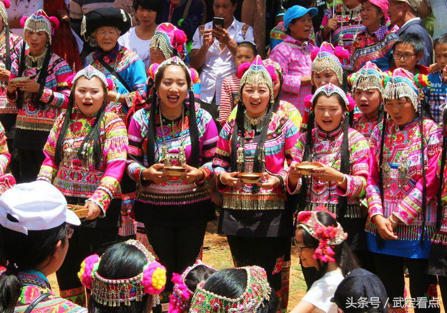 彝族——有米有丝共兴旺
