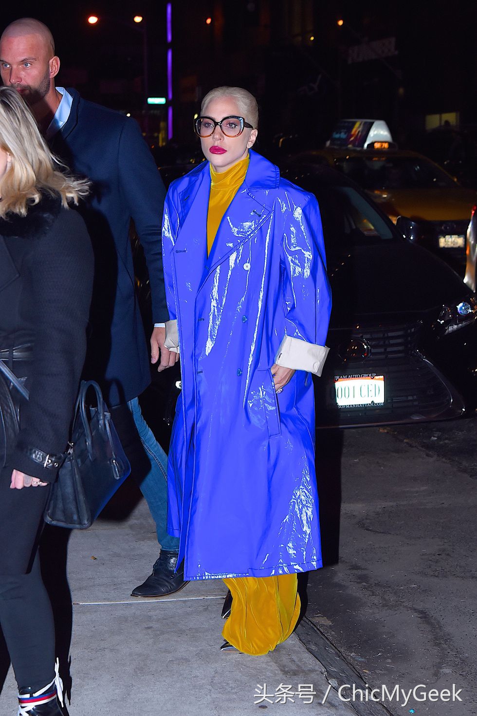 lady gaga日常穿搭 (gaga高级感穿搭)