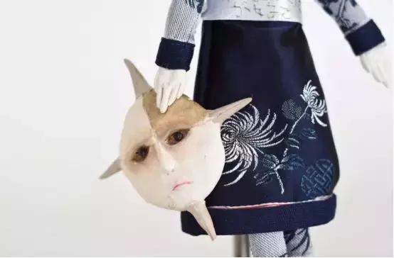 12岁男孩用捡来的破烂，打造出一个暗黑王国，吓哭一票成年人……