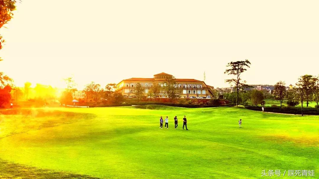 金麟湾温泉度假酒店房间内泡池,金麟湾温泉度假酒店优惠团购