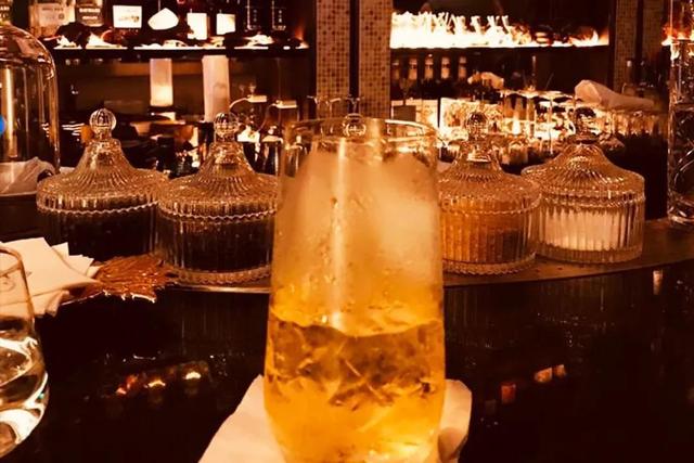 香港尖沙咀夜景2018,火遍魔都的夜店