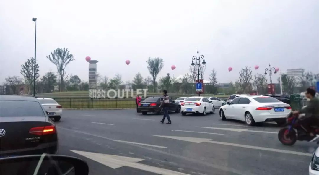 杉杉奥莱和海宁皮革城，被绿博所有项目都挂在嘴边的商业配套，现在到底什么样？