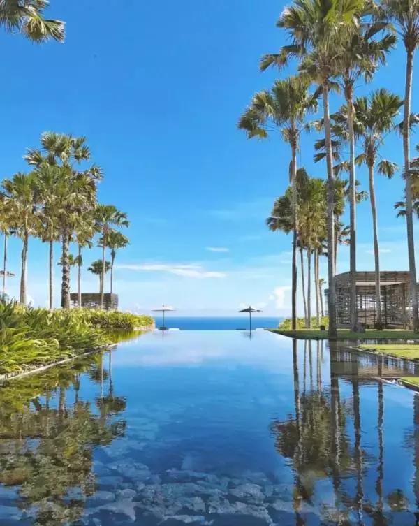 世界最美泳池,世界上最美的游泳池