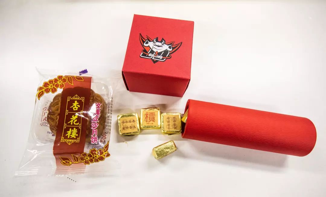 玩物：电竞圈的中秋月饼到底长啥样？