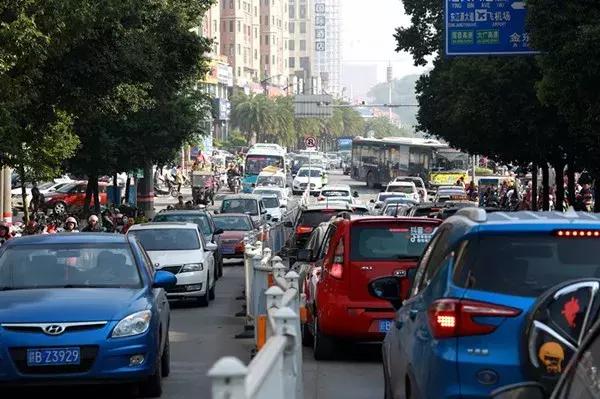 赣州市老城区繁华还是新城区繁华,赣州好还是赣县好