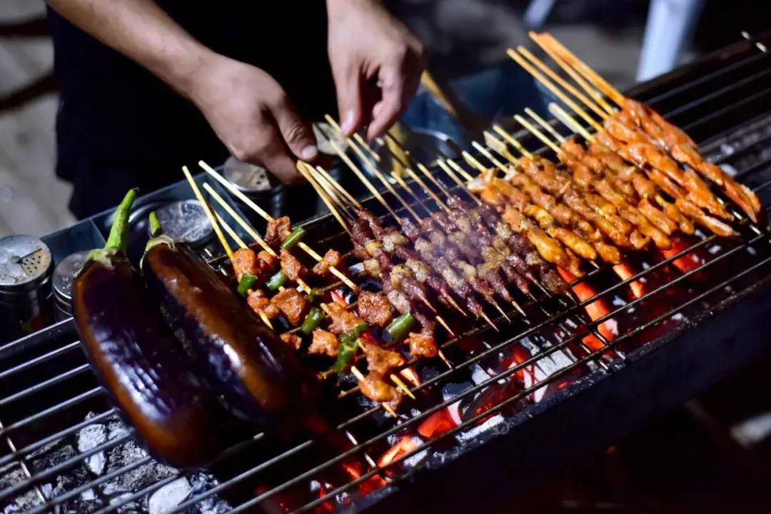 人均350+，住千岛湖最美民宿，吃大鱼头，还有私人小岛定制美拍！