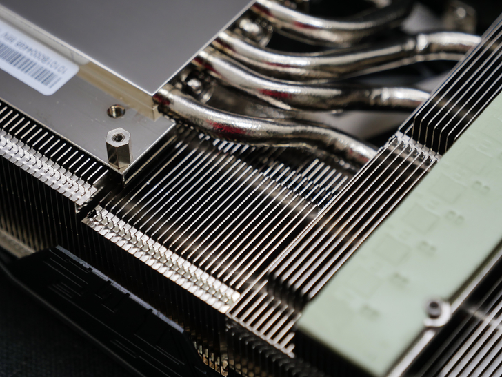 鍗庣rogstrixrtx3070,鍗庣rogstrixrtx4090