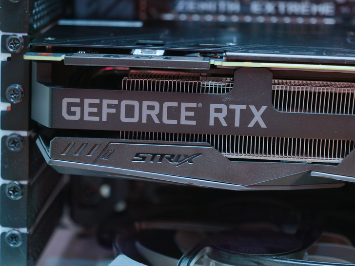 鍗庣rogstrixrtx3070,鍗庣rogstrixrtx4090