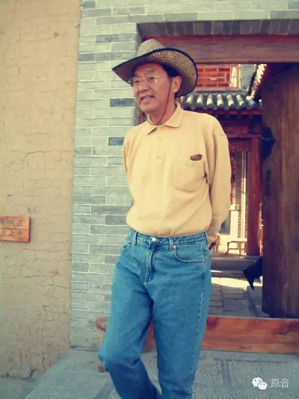 张贤亮绿化树小说,张贤亮绿化树原版