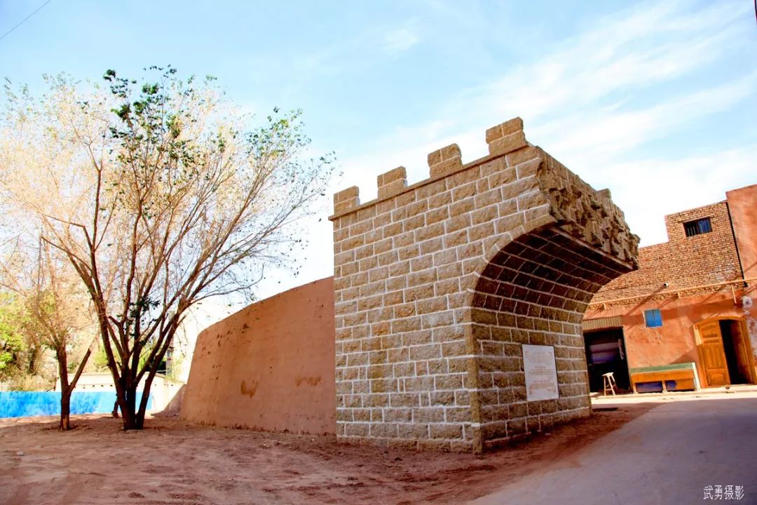 喀什胡杨节自驾游攻略,喀什胡杨节