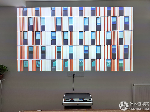 坚果激光电视u1120寸,坚果u1激光电视是4k吗