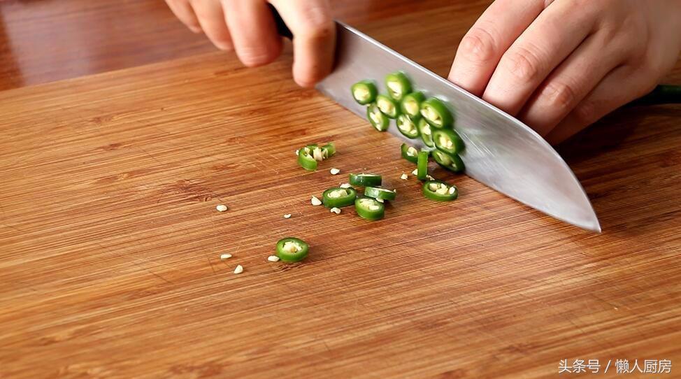 天气越来越冷了多做汤,天气渐渐转凉怎么做菜呢