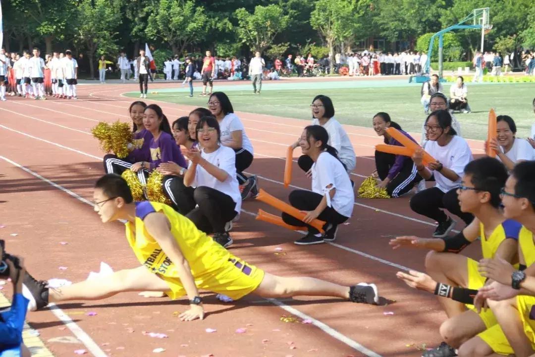 巧绘世界缩影，畅舞运动激情，科中第十届体育文化节盛大开幕