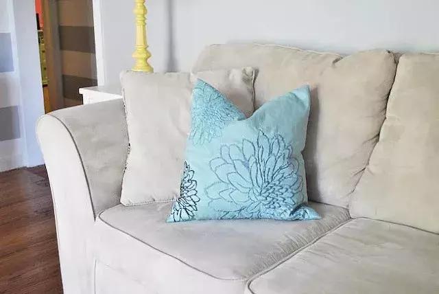 沙发脏了怎么清洗才能干净,沙发脏了又不能拆了洗怎么办