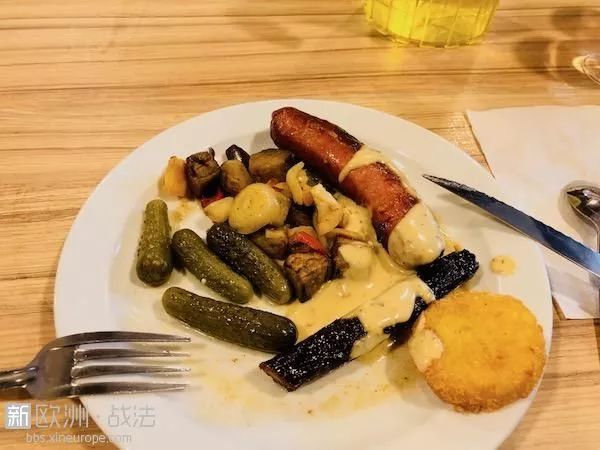 情人节专属特惠!3月3日出发!UCPA滑雪6天5晚!含5晚食宿,保险等费用!丰富的雪上运动,专业的滑雪教练!