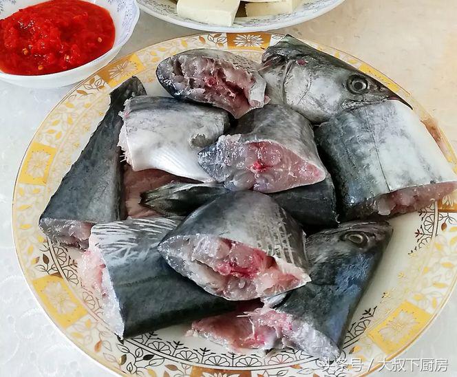 鲅鱼炖豆腐和鲅鱼炖粉条哪个好吃,鲅鱼炖豆腐简单又好吃的做法大全