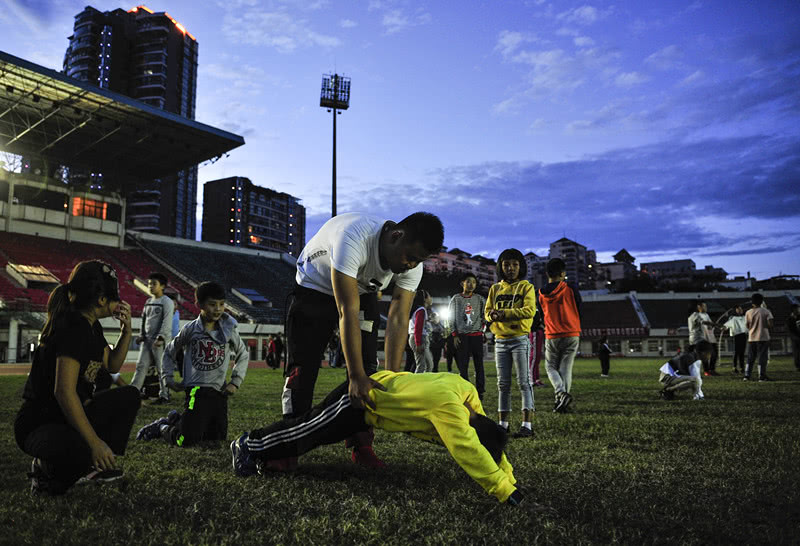 绵阳南河体育中心演唱会门票价格,绵阳南河体育中心最新消息