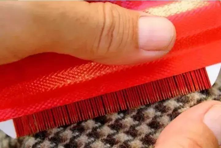 怎样让衣服永久不起球,衣服起球怎么去除最快