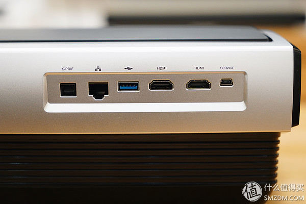 坚果sk120寸激光电视,坚果激光电视u1值得买吗