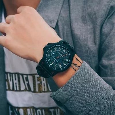 100块钱的平价智能手表,100块钱内值得购买的手表