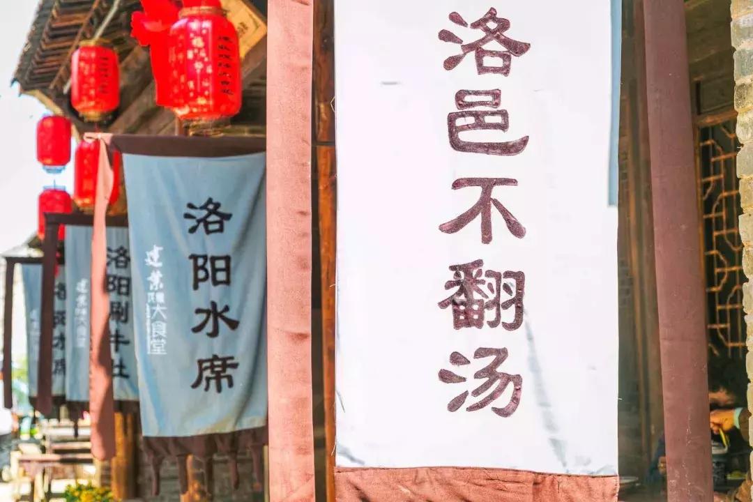 郑州足球小镇2019,郑州足球小镇有真草足球场吗