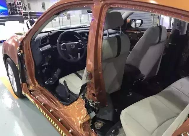 思域碰撞试验排名,思域安全测试