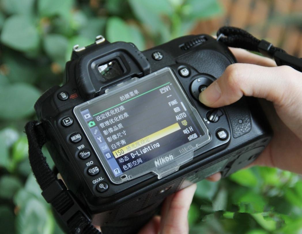 尼康d500停产了还值得买吗,尼康刚上市的入门单反