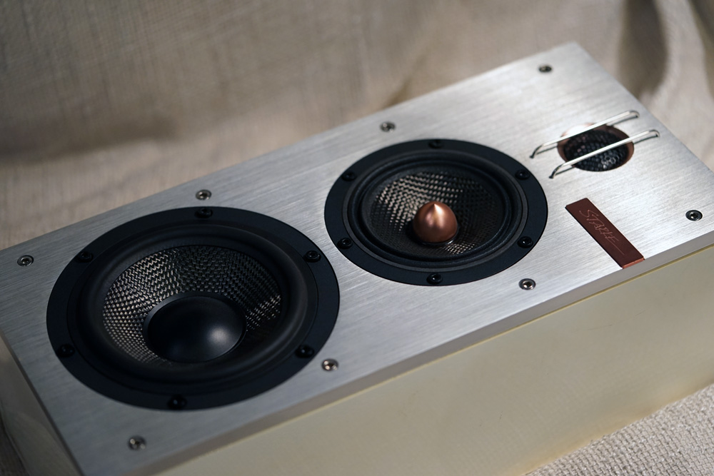 这箱子玩影院的话，建议可以直接买7支！钢铁侠H2音箱试用报告