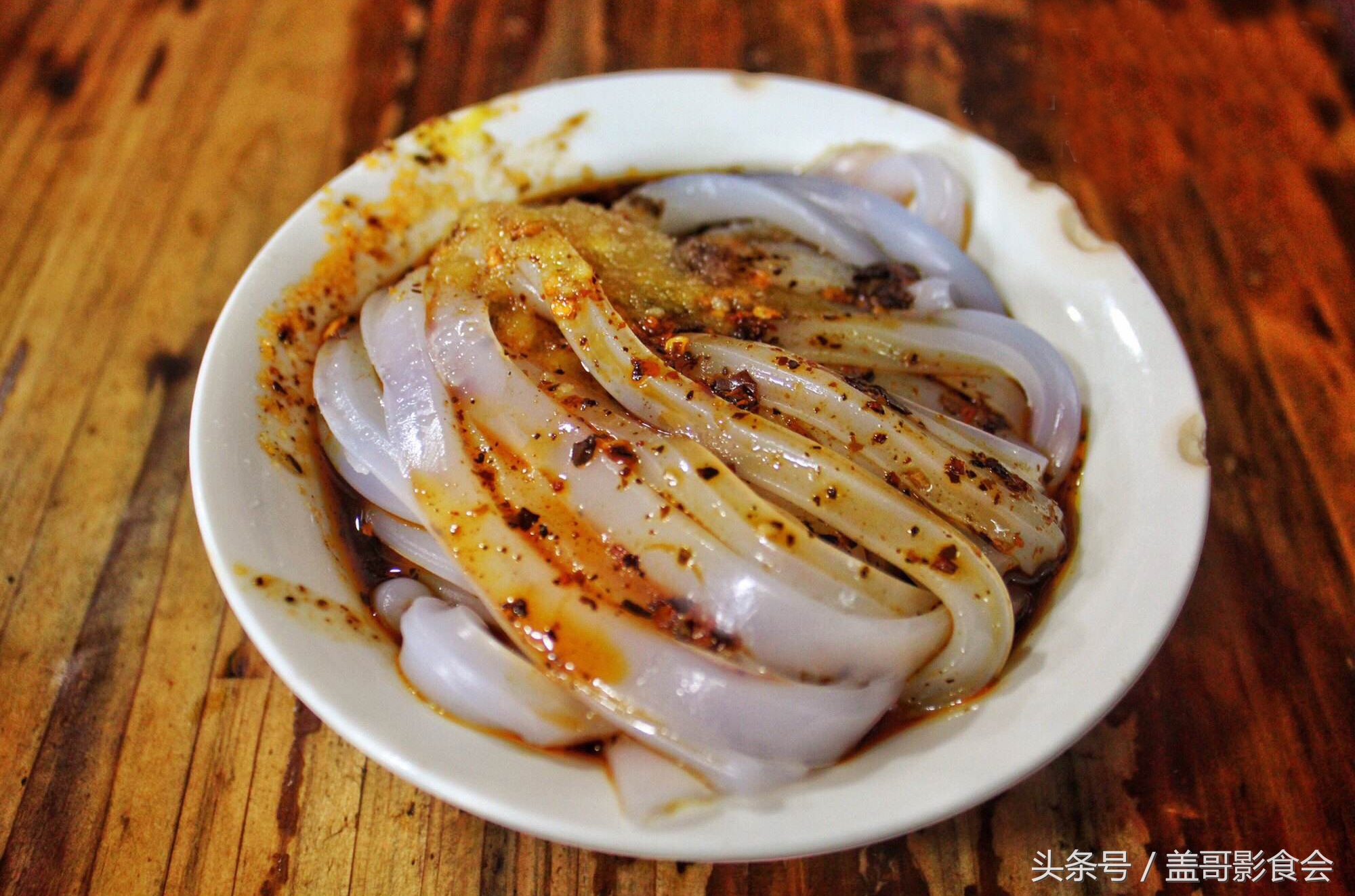 吃遍成都100家老字号美食,推荐几款不容错过的成都特色美食