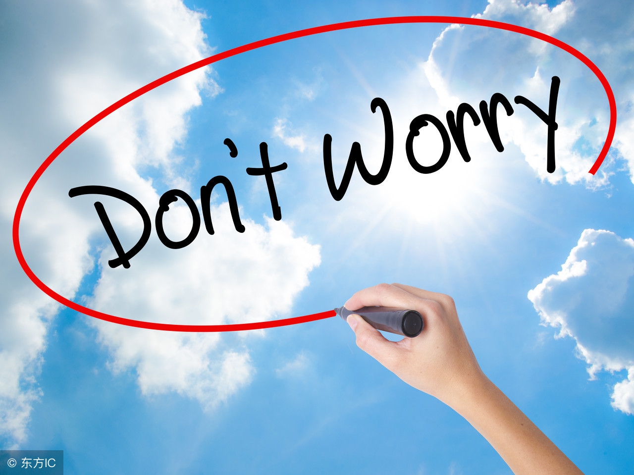 相亲完之后女生态度冷淡,女儿对相亲对象不冷不热怎么办