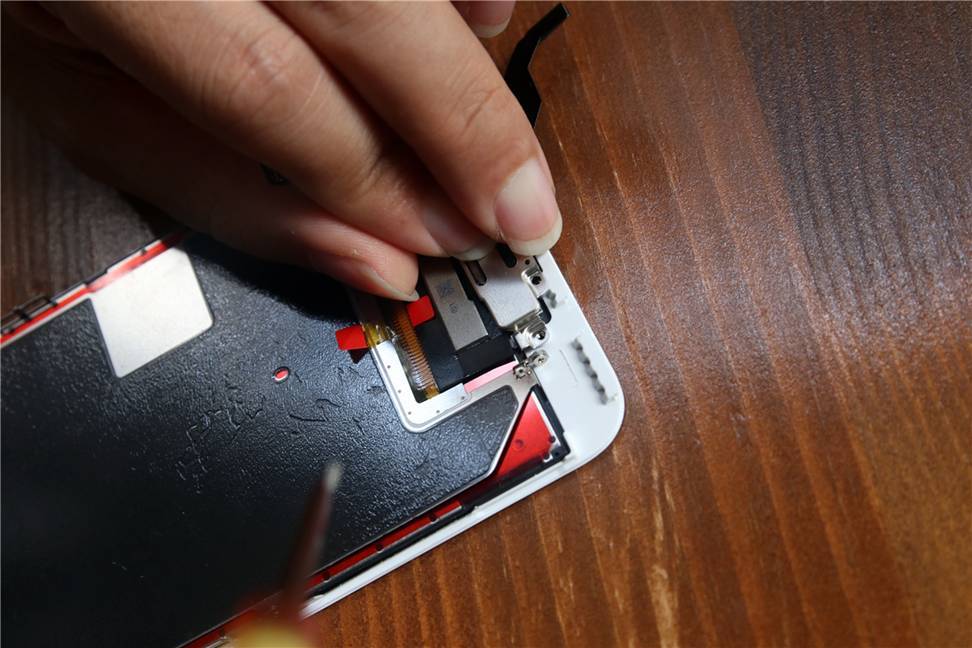 复活iphone6plus,苹果6splus屏碎了