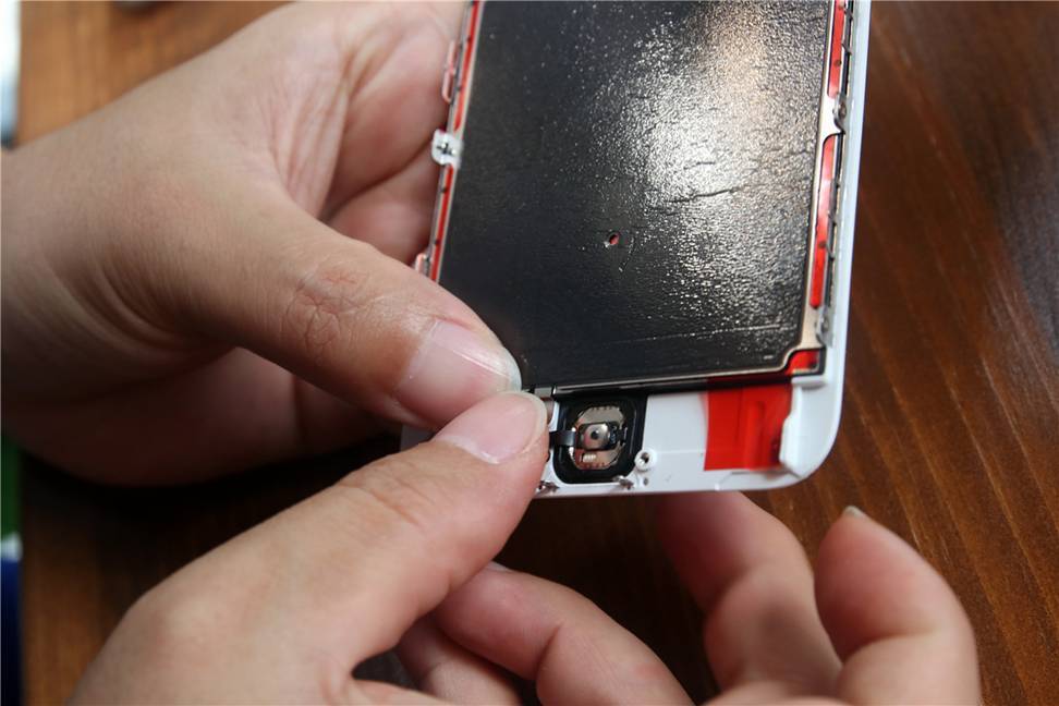 复活iphone6plus,苹果6splus屏碎了