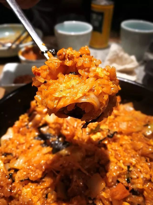 在太原能感觉在釜山街头吃烤肉,各种“芝士小吃”满屏食欲