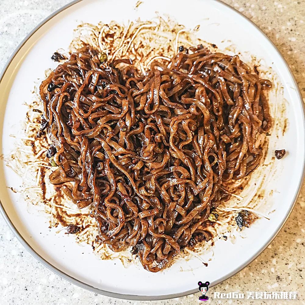 在丹东旅游住哪里方便,去丹东住哪里可以看见江景