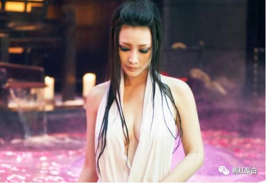 性感柳岩斩男总失败，她是不是欠缺了好男人缘？