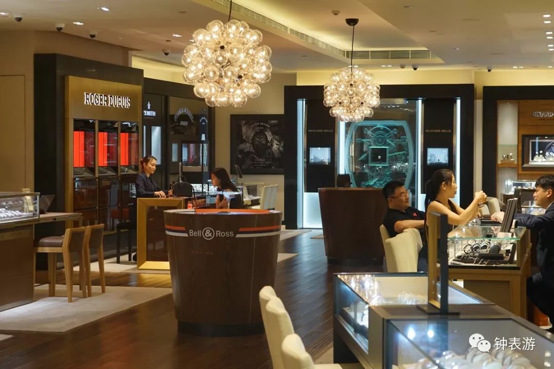 香港哪里买腕表便宜正品,香港卡地亚手表专卖店在哪