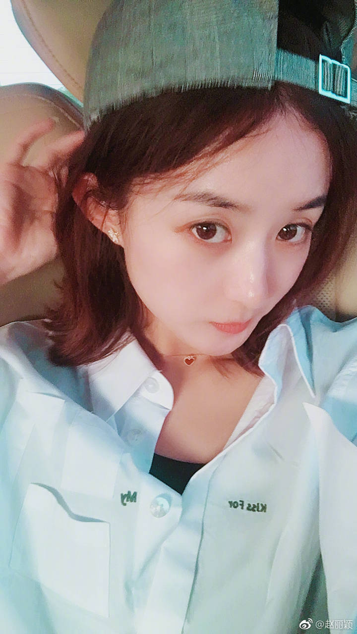 女星自拍晒合照,女星自拍晒照