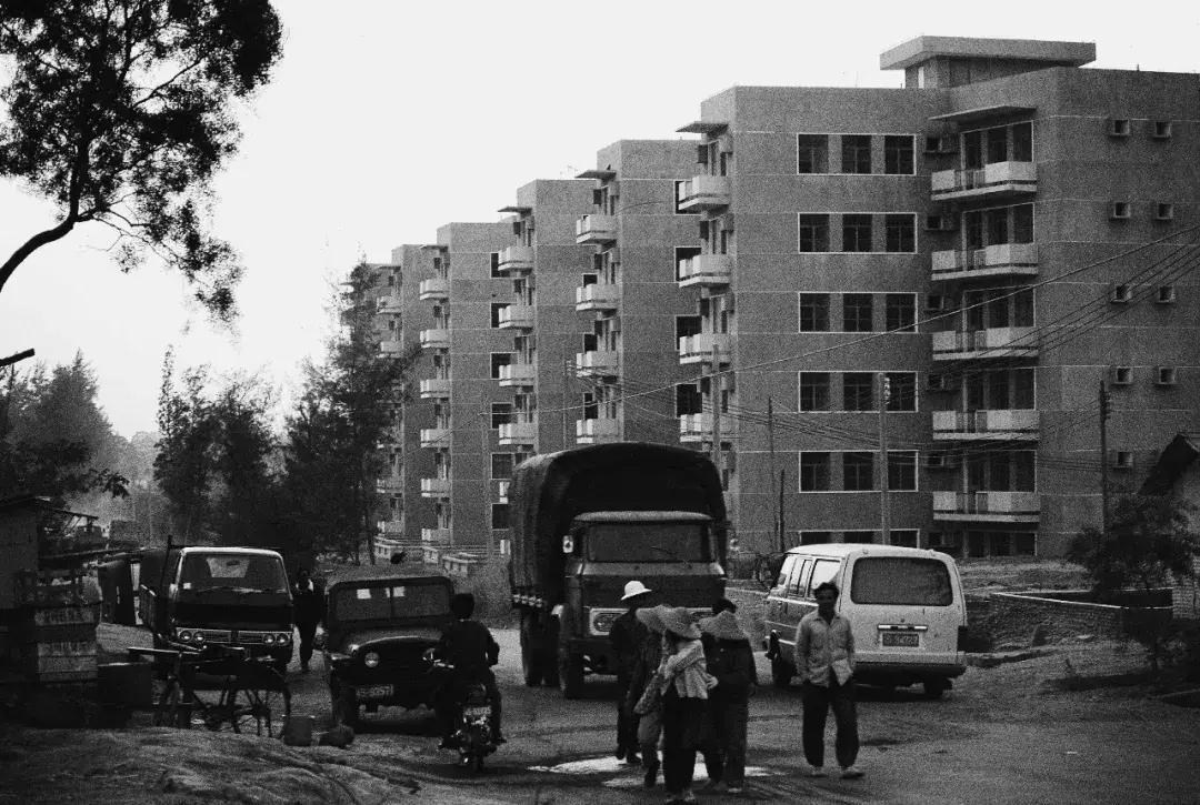 深圳40周年最震撼的视频,改革开放前的深圳老照片