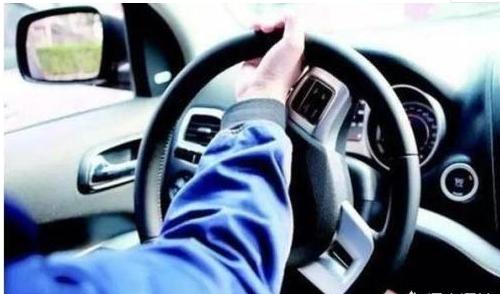 方向盘异响是什么原因怎么解决,dx3方向盘管柱异响解决办法